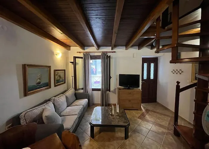 Argi's House Apartament Skiathos